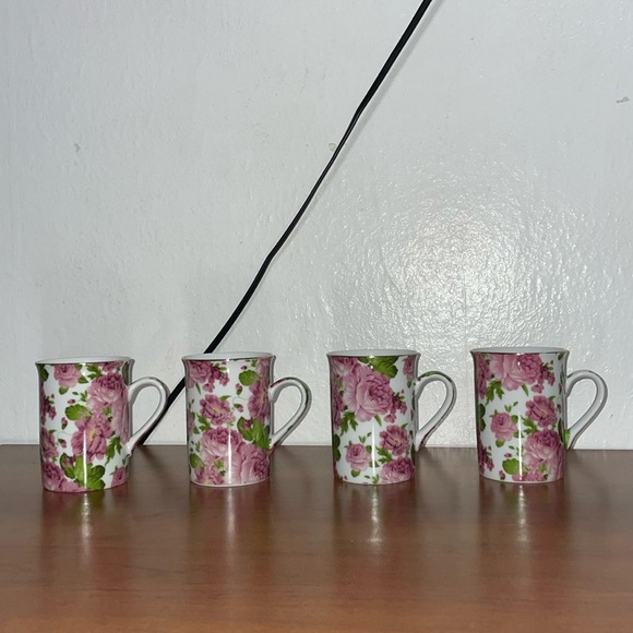 Antique Reflections by I. Godinger & Co. Set of 4 Pink, Green, White Floral Cups - Picture 1 of 4